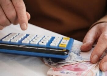 Emekliler Müjde! Yüksek Prim Ödeyene Ek Zam Geliyor